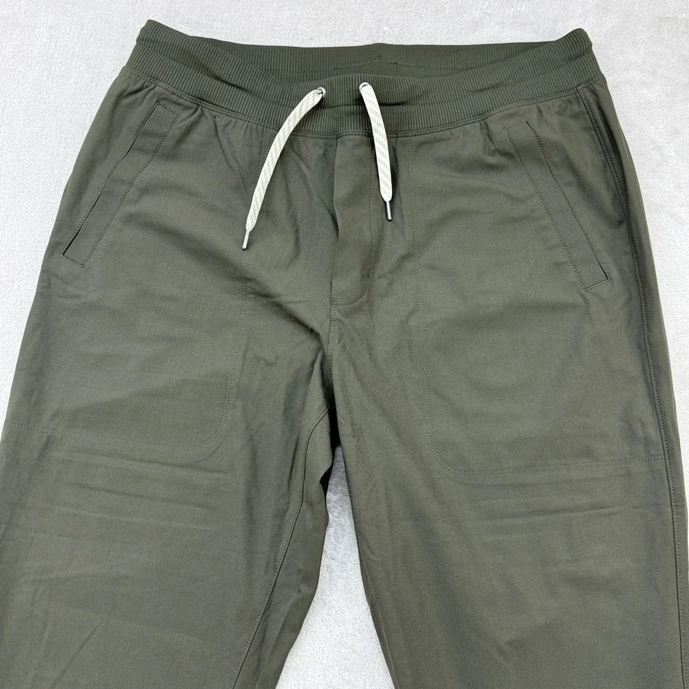 Vuori Meta Joggers Mens XL Olive Green Performance Activewear Pants V436 Casual